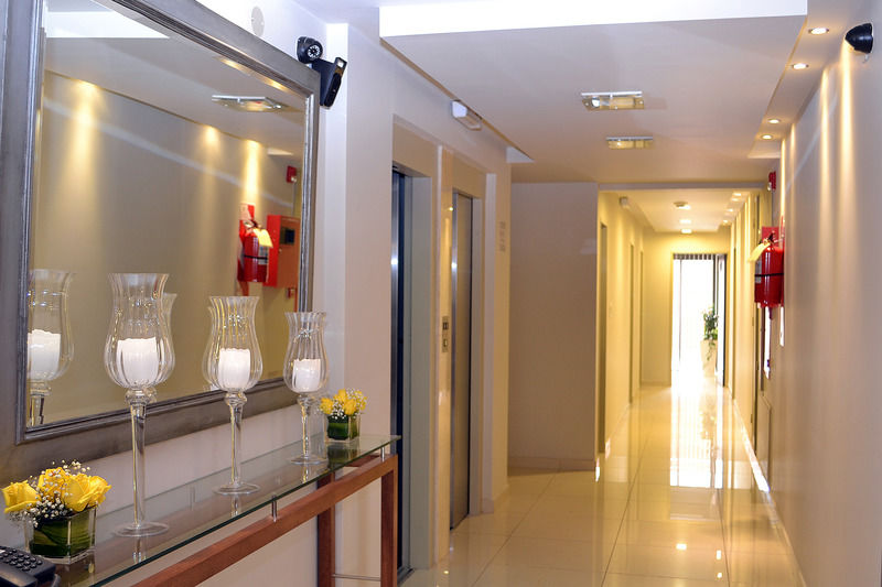 Kube Express Apartahotel